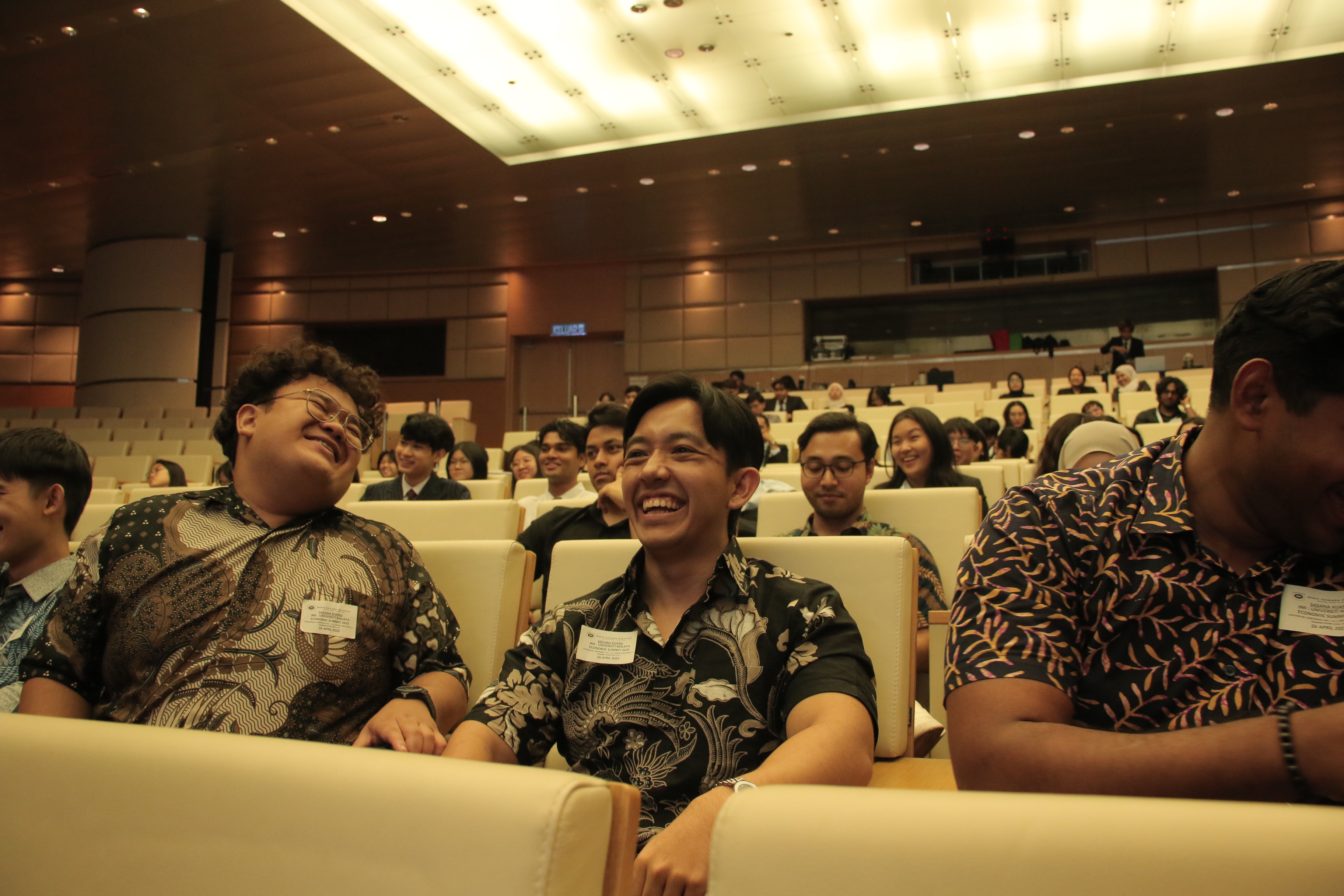 Engaged participants enjoying the UMES summit